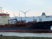 তেল/রাসায়নিক ট্যাঙ্কার বিক্রির জন্য