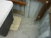 ট্রলার বিক্রির জন্য