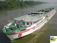 ক্রুজ জাহাজ বিক্রির জন্য