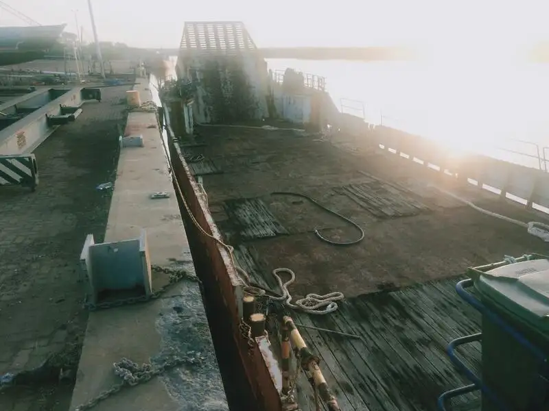 ল্যান্ডিং ক্রাফট, ট্যাঙ্ক বিক্রির জন্য