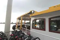 ক্রুজ জাহাজ বিক্রির জন্য