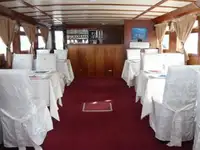 প্রমোদ তরী বিক্রির জন্য