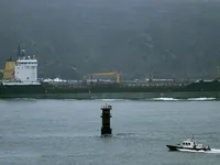 তেল/রাসায়নিক ট্যাঙ্কার বিক্রির জন্য