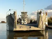 ল্যান্ডিং ক্রাফট, ট্যাঙ্ক বিক্রির জন্য