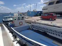 ওয়ার্কবোট বিক্রির জন্য