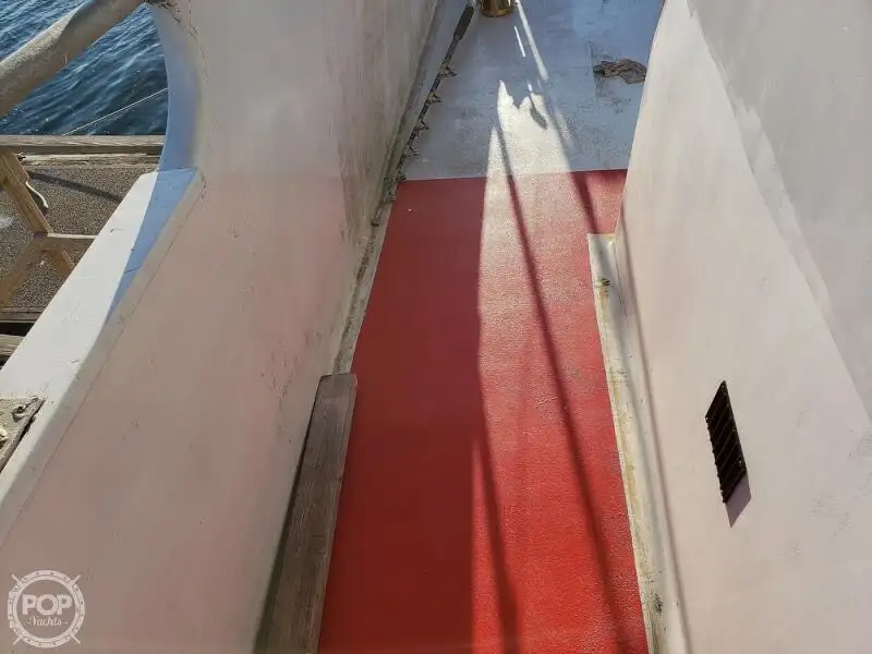 ফেরি জাহাজ বিক্রির জন্য