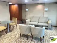 ক্রুজ জাহাজ বিক্রির জন্য