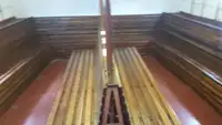 ক্রুজ জাহাজ বিক্রির জন্য