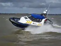 কন্টেইনার জাহাজ বিক্রির জন্য
