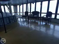 ক্রুজ জাহাজ বিক্রির জন্য