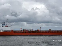 তেল/রাসায়নিক ট্যাঙ্কার বিক্রির জন্য