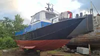 ওয়ার্ক বোট বিক্রির জন্য