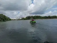 ওয়ার্কবোট বিক্রির জন্য