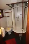 ক্রুজ জাহাজ বিক্রির জন্য