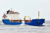 Oil/Chemical tanker বিক্রির জন্য