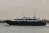 যাত্রীবাহী জাহাজ বিক্রির জন্য