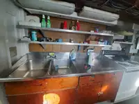 ল্যান্ডিং ক্রাফট, ট্যাঙ্ক বিক্রির জন্য
