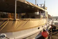 ফেরি জাহাজ বিক্রির জন্য