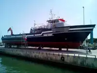 ক্রু বোট বিক্রির জন্য