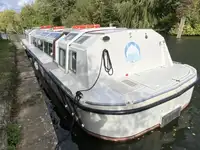 যাত্রী জাহাজ বিক্রির জন্য