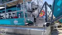 কন্টেইনার জাহাজ বিক্রির জন্য