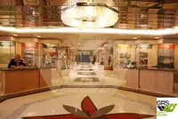 ক্রুজ জাহাজ বিক্রির জন্য