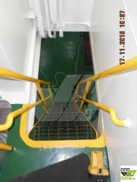 সরবরাহ জাহাজ বিক্রির জন্য