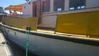 ক্রুজ জাহাজ বিক্রির জন্য