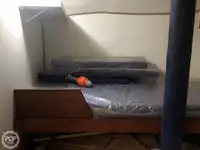 সরবরাহ জাহাজ বিক্রির জন্য