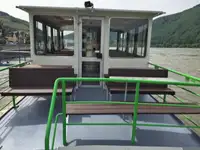 ক্রুজ জাহাজ বিক্রির জন্য
