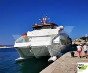 যাত্রী জাহাজ বিক্রির জন্য