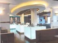 ক্রুজ জাহাজ বিক্রির জন্য