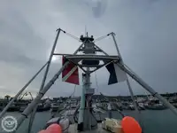 লাইফবোট বিক্রির জন্য