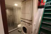 ভাসমান হোটেল বিক্রির জন্য