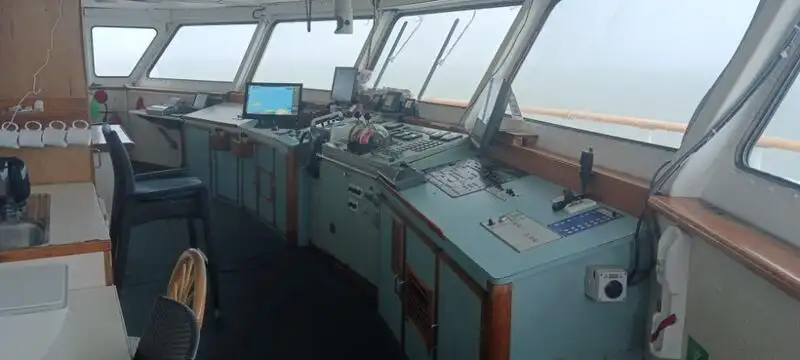 ফেরি জাহাজ বিক্রির জন্য