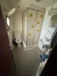 ক্রুজ জাহাজ বিক্রির জন্য