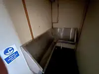 ক্রুজ জাহাজ বিক্রির জন্য
