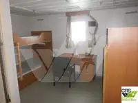 আবাসন বার্জ বিক্রির জন্য