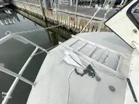 ক্রুজ জাহাজ বিক্রির জন্য