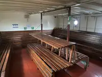 ক্রুজ জাহাজ বিক্রির জন্য