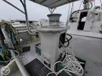 লাইফবোট বিক্রির জন্য