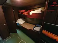 প্যাট্রোল বোট বিক্রির জন্য