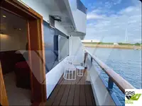 ক্রুজ জাহাজ বিক্রির জন্য