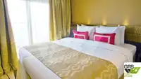 ক্রুজ জাহাজ বিক্রির জন্য