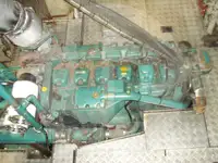 সরাসরি মাছবাহী জাহাজ বিক্রির জন্য