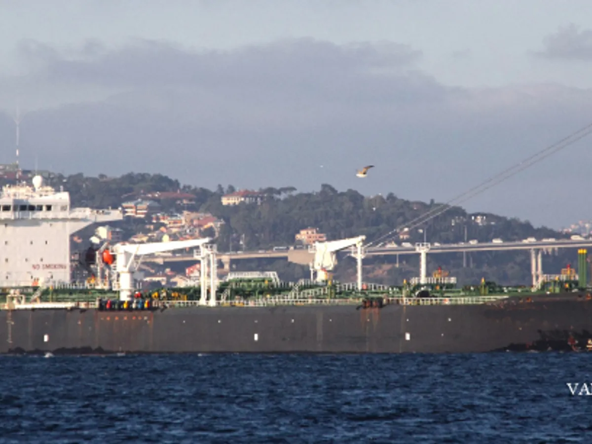 তেল/রাসায়নিক ট্যাঙ্কার বিক্রির জন্য