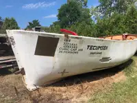 লাইফবোট বিক্রির জন্য