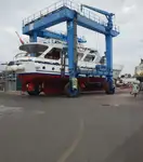 ক্রুজ জাহাজ বিক্রির জন্য