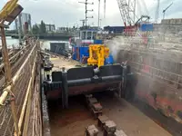 কন্টেইনার জাহাজ বিক্রির জন্য