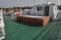 ক্রুজ জাহাজ বিক্রির জন্য